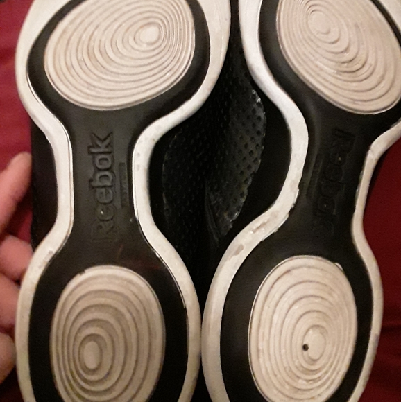Reebok Easy Tone Exercise Shoes - Picture 3 of 14